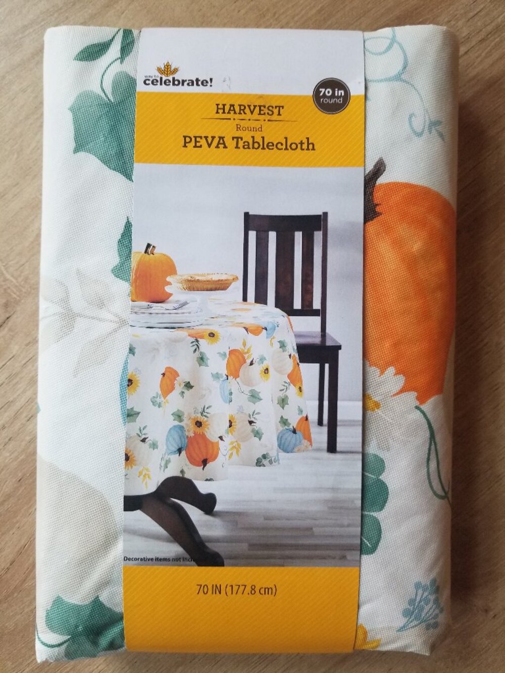 Autumn Fall themed Table Cloth NEW